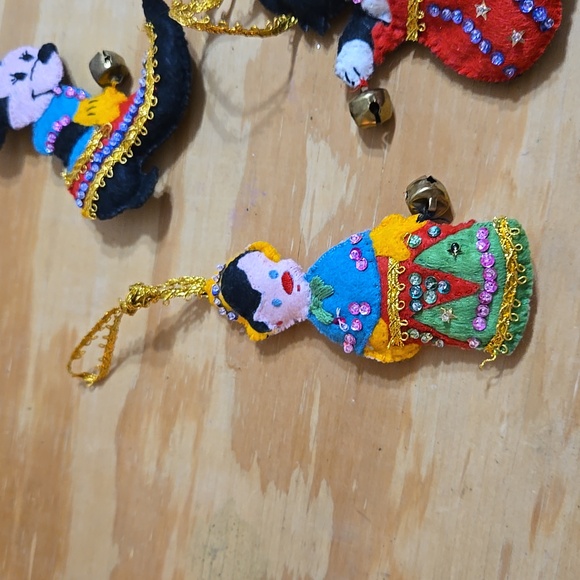 Vintage handmade Felt Disney Ornaments Lot of 6 - Picture 4 of 7